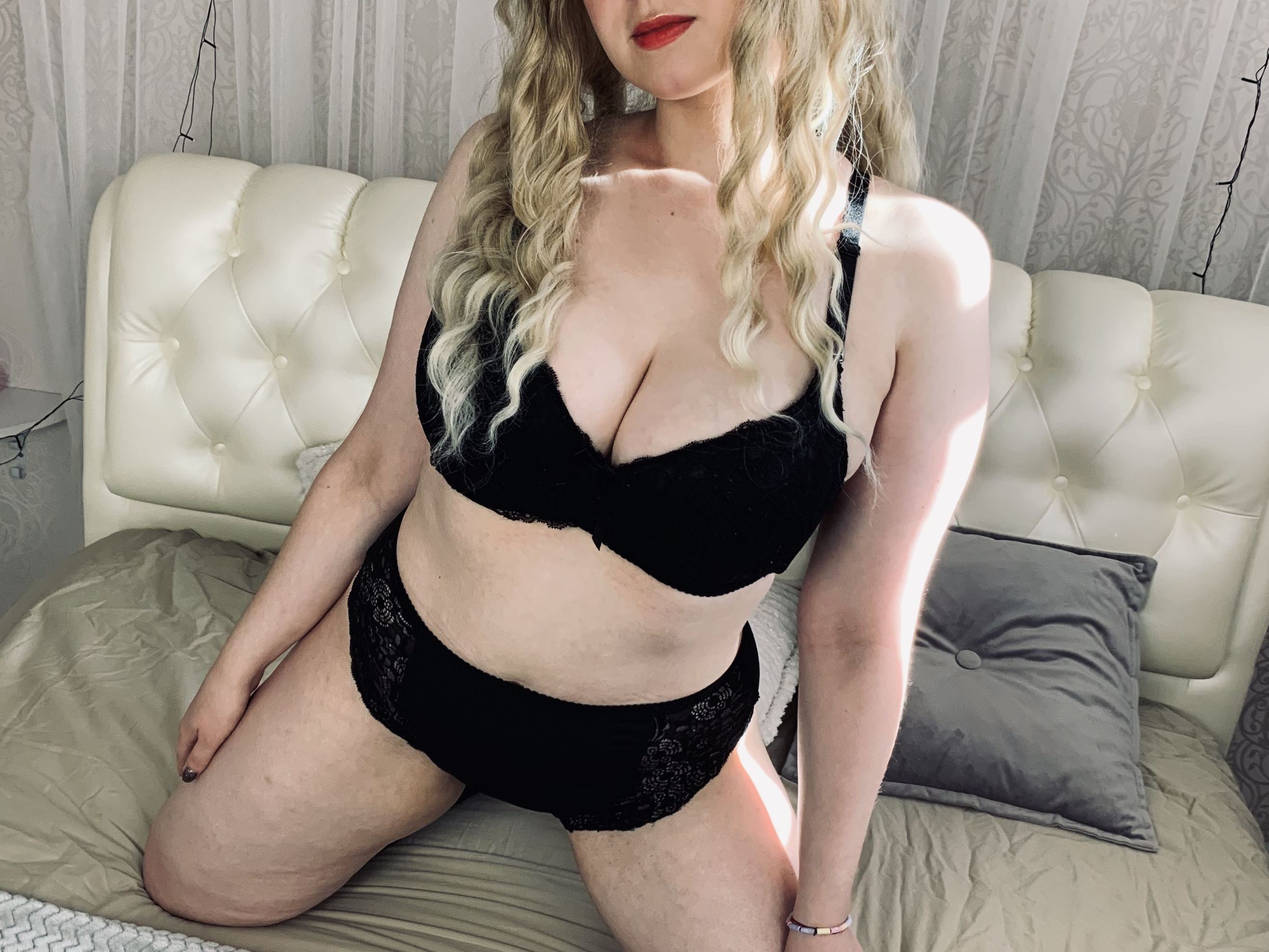 Imagen de perfil de modelo de cámara web de Amy_Vegas