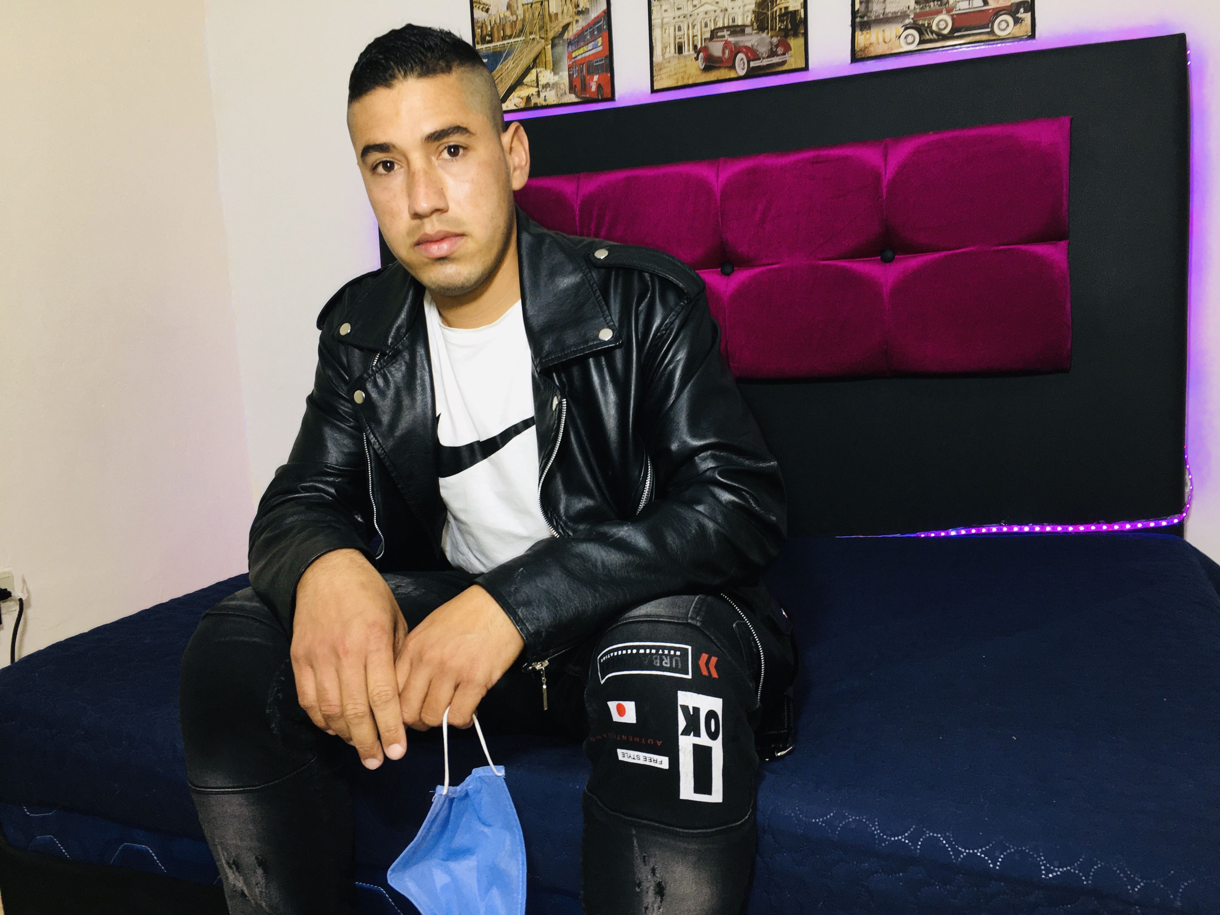 LUISvargas Profilbild des Cam-Modells 