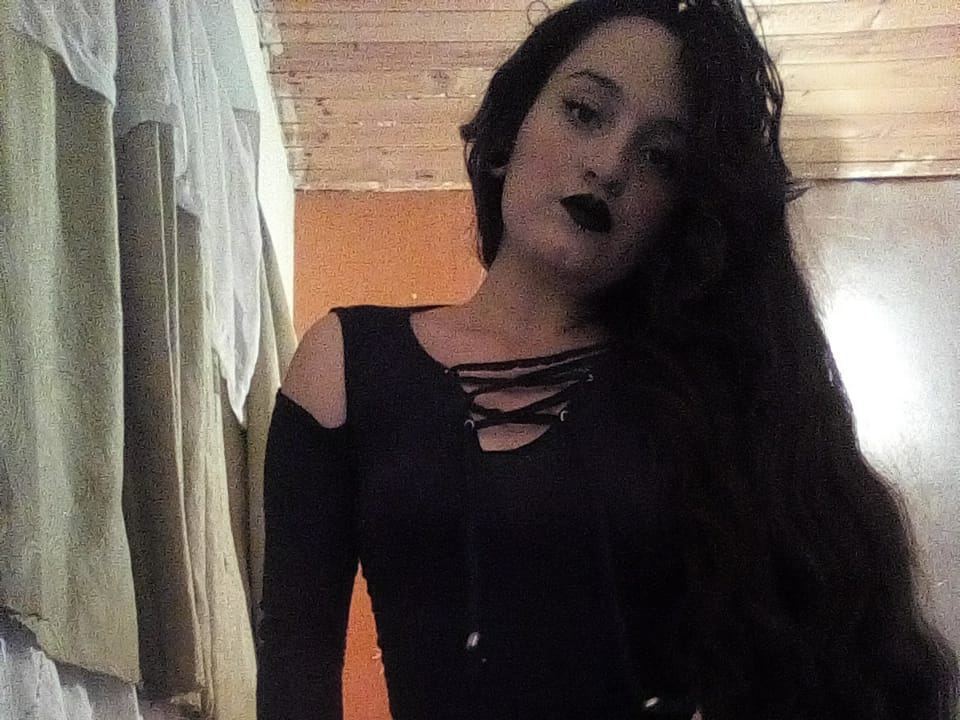 ScarletSimoon profilbild på webbkameramodell 