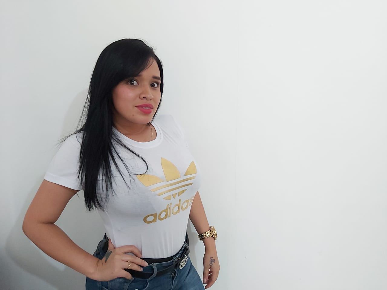 Imagen de perfil de modelo de cámara web de Rebecca_Wolf