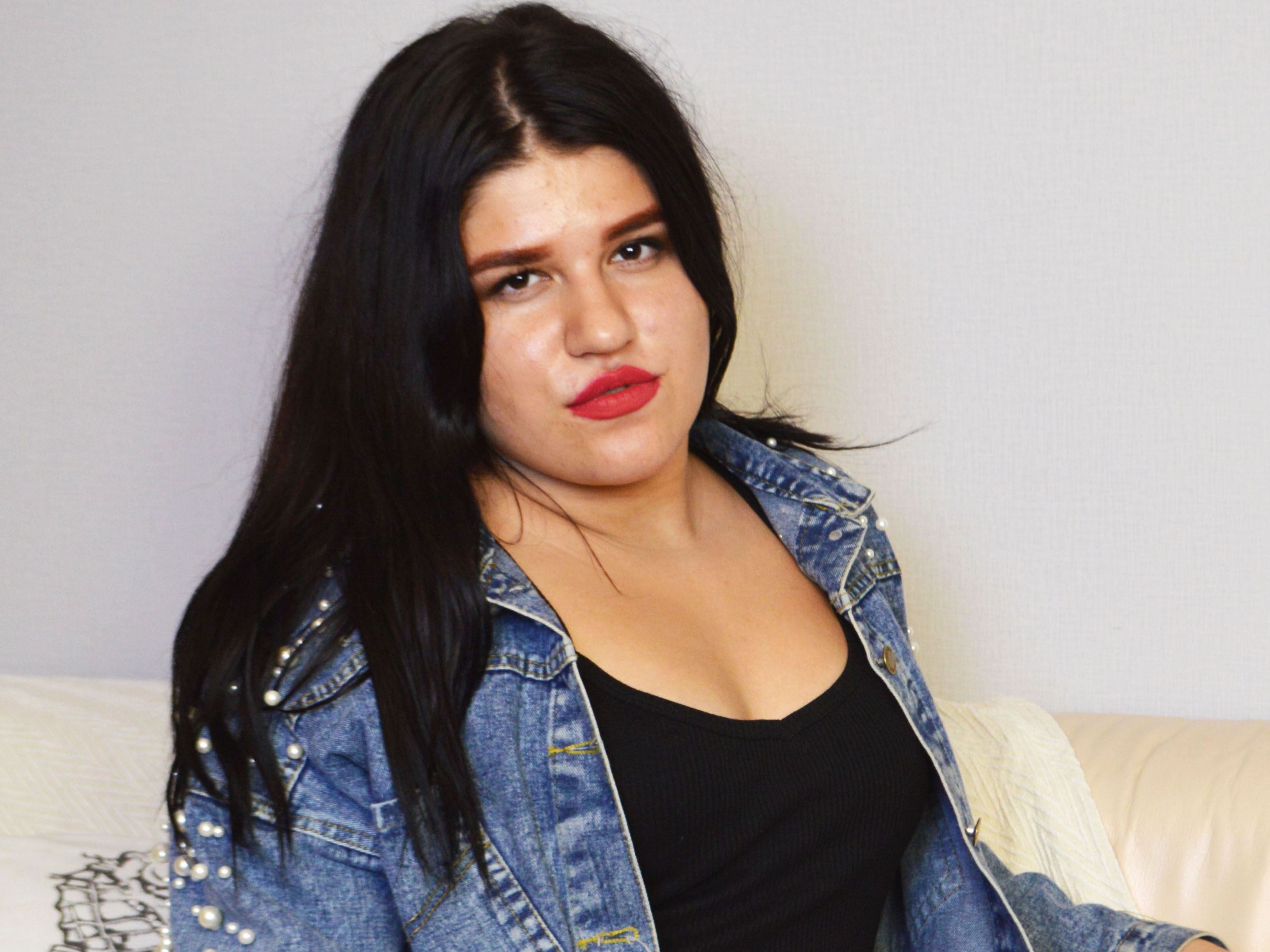 MollyButler cam model profile picture 