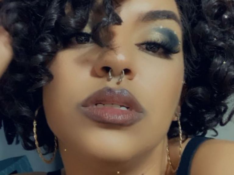 gypsyyluv cam model profile picture 
