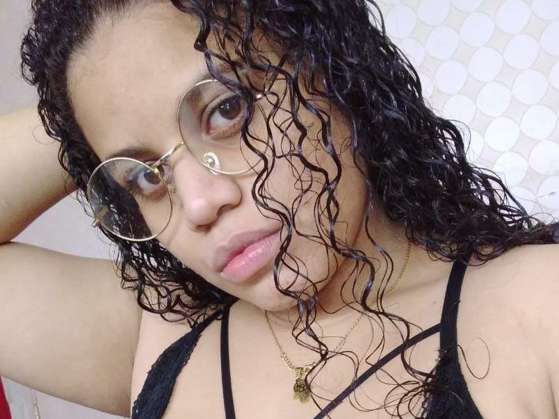 Foto de perfil de modelo de webcam de valentina_gomezz 