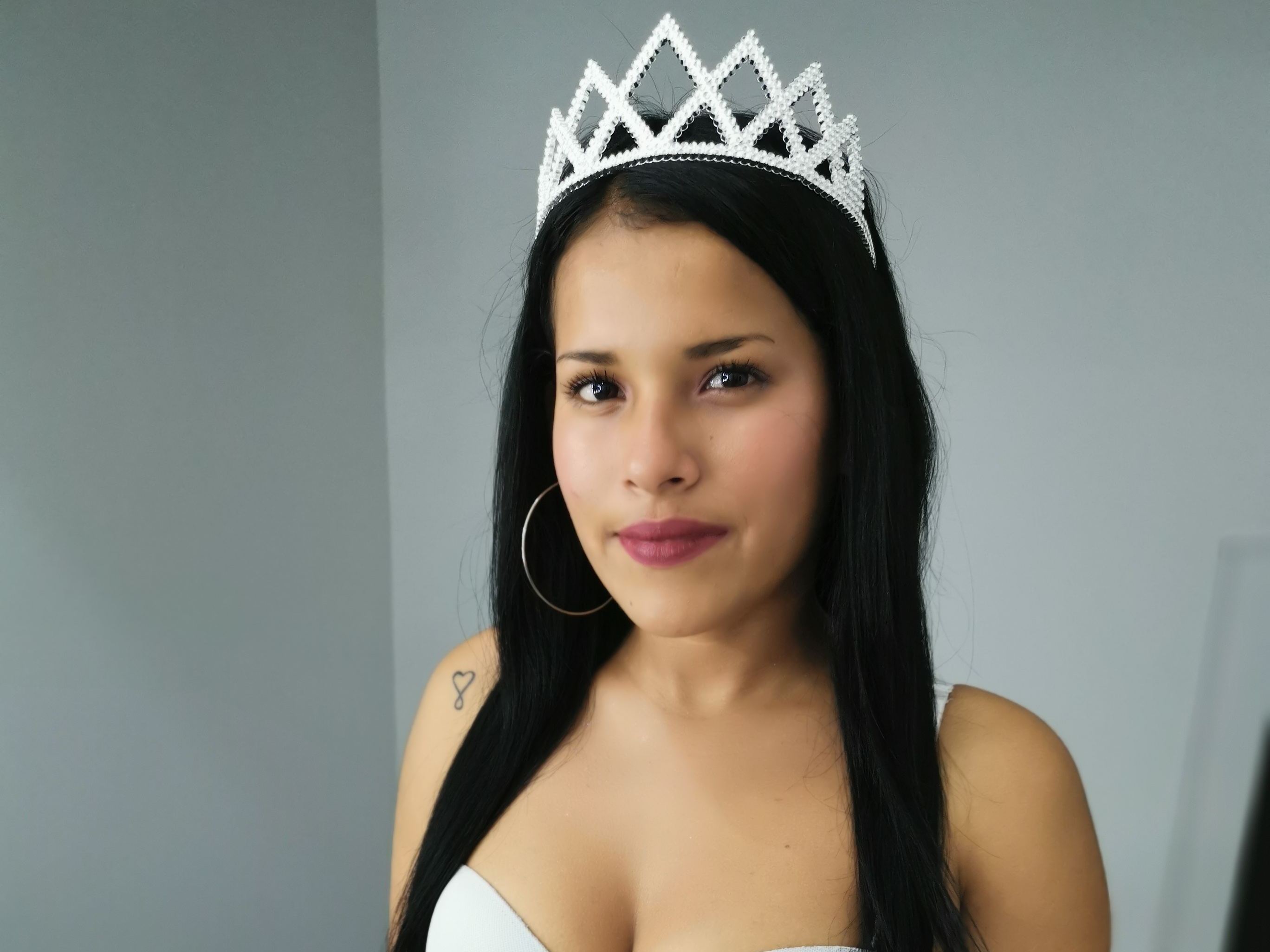 Karlyquen profielfoto van cam model 
