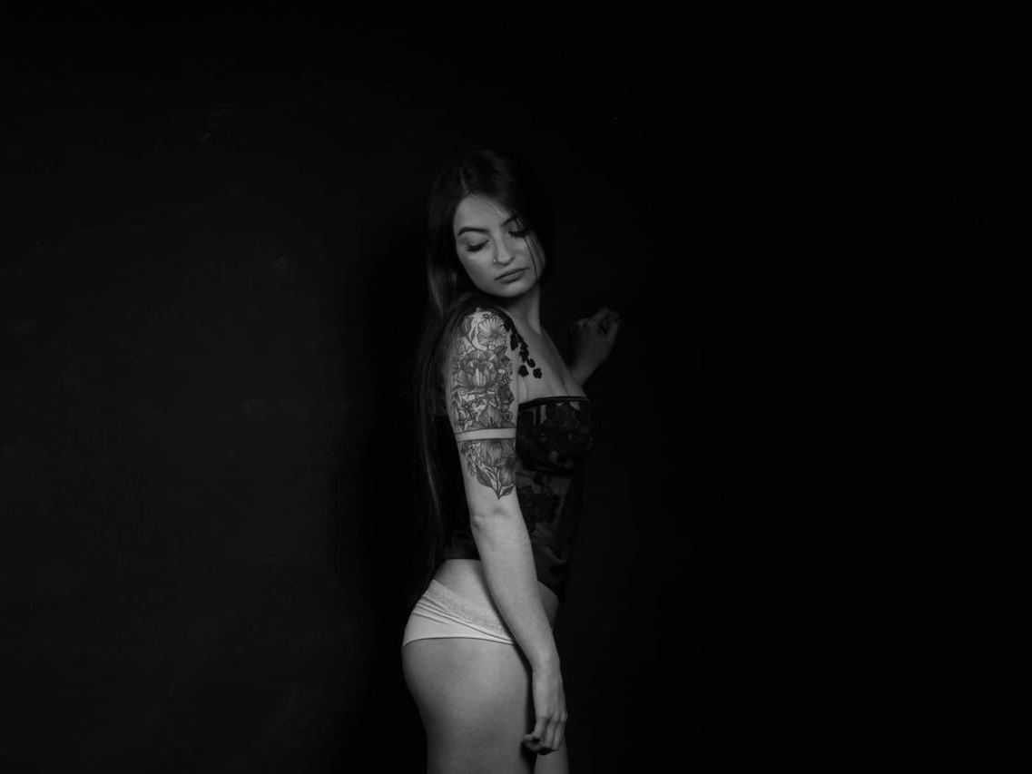 violet_baker Profilbild des Cam-Modells 