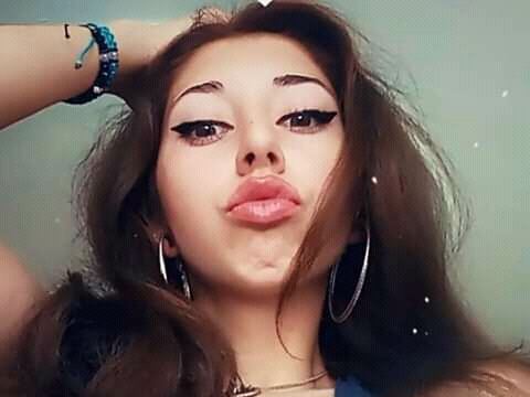 viviana4u immagine del profilo del modello di cam
