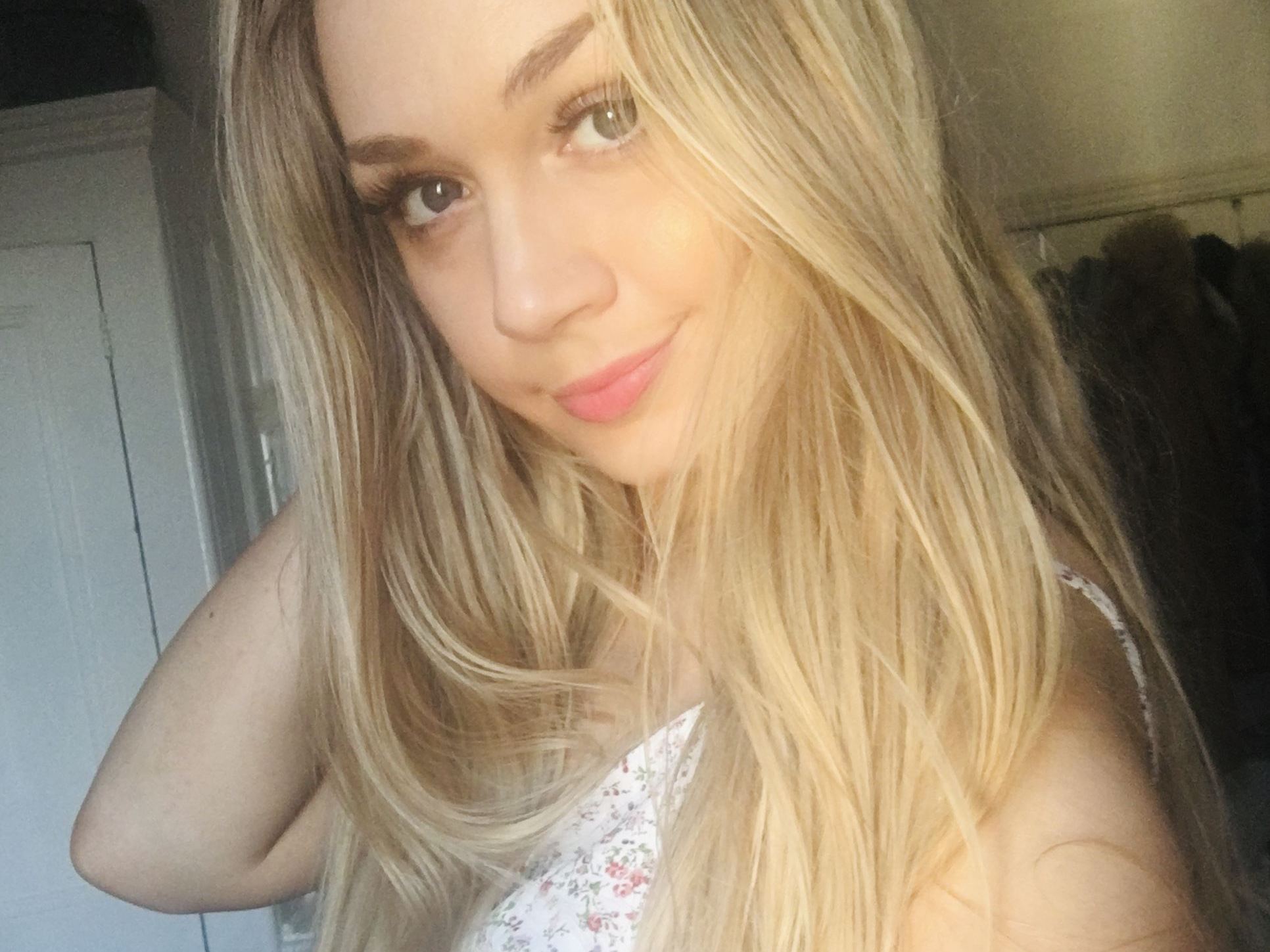 xprincesspeachiex profilbild på webbkameramodell 