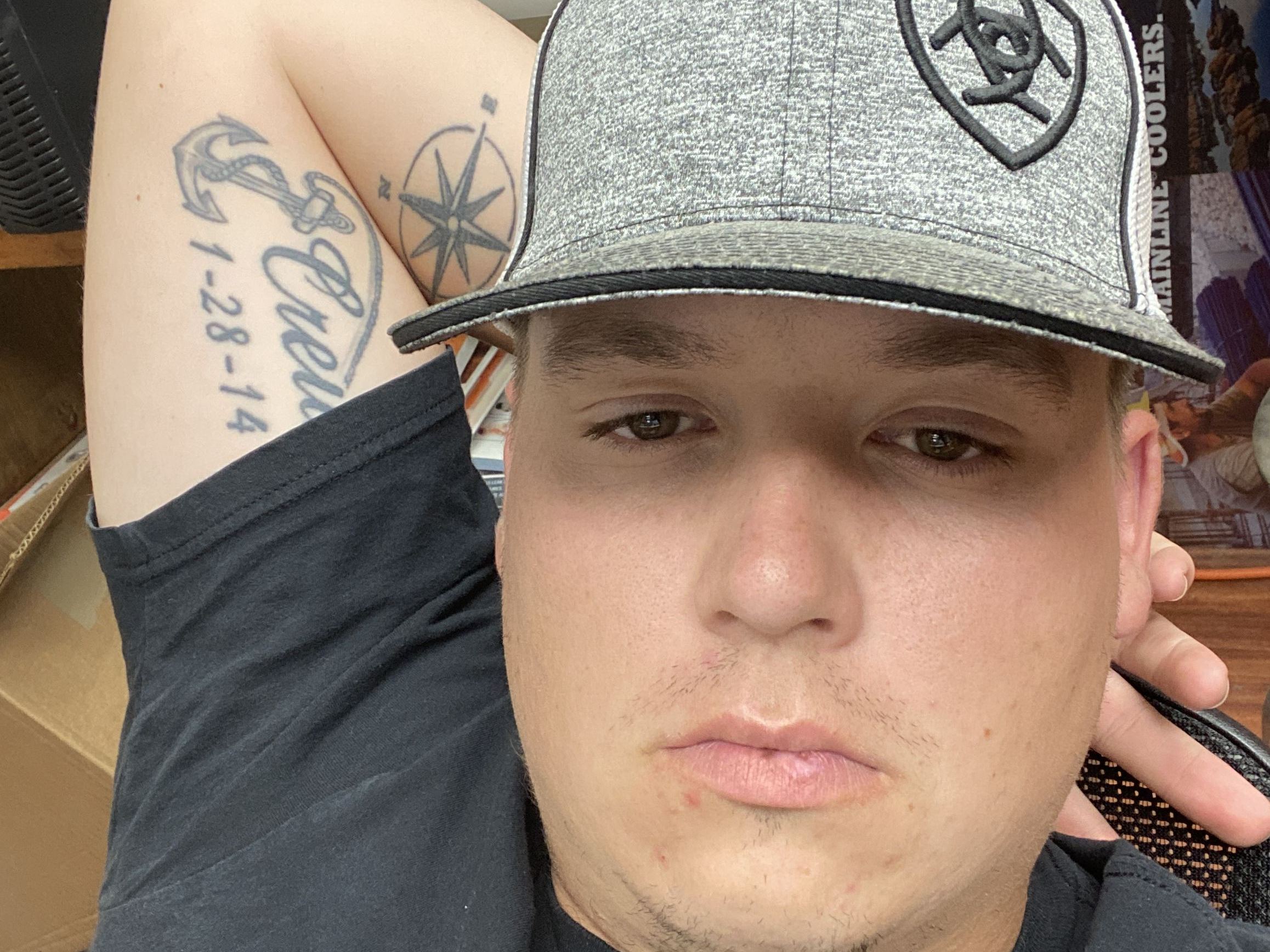 Image de profil du modèle de webcam Yungboy24