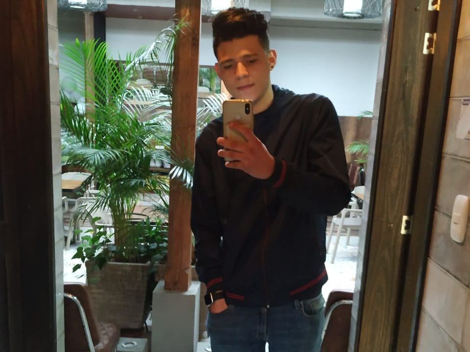 BonesGoldenn cam model profile picture 