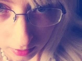 Image de profil du modèle de webcam Alyalove
