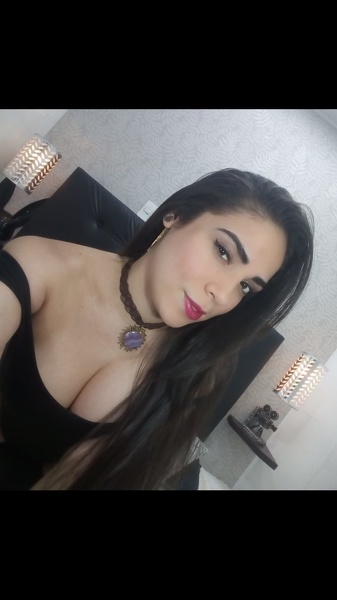 Performer LizWoolf Photo 1