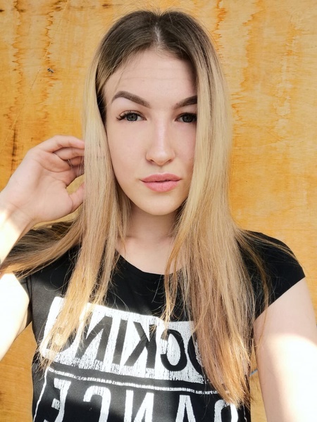 Artista Aiza_Foxe Foto 4