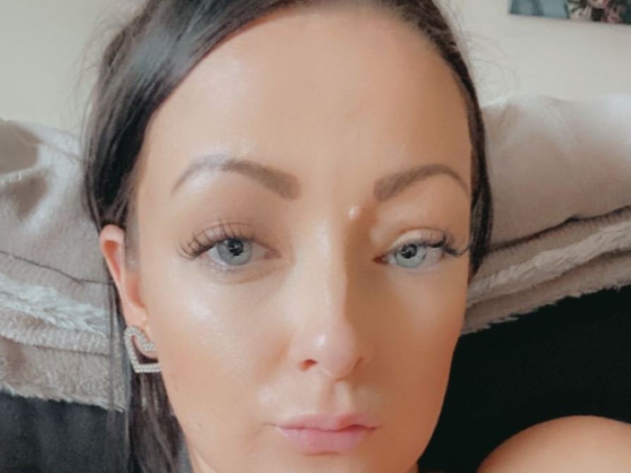 Esme32 profielfoto van cam model 