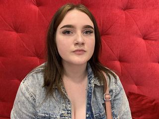 AmmyGomez profilbild på webbkameramodell 