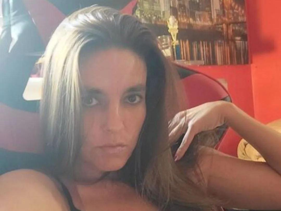 Realnrare profielfoto van cam model