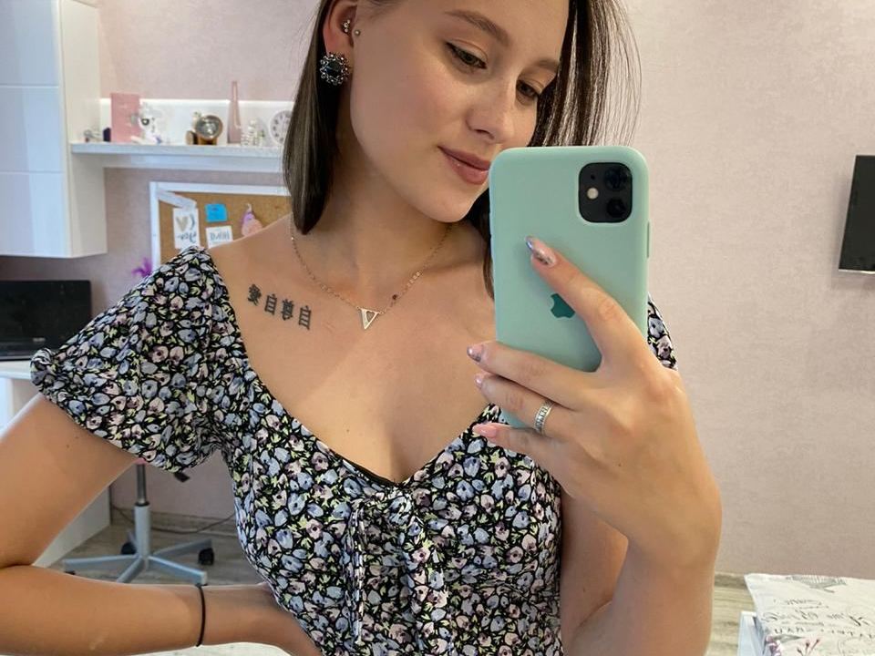 Eva_Plassard immagine del profilo del modello di cam