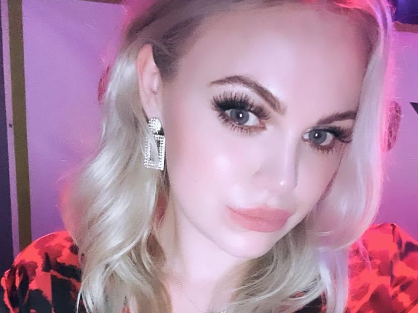 Image de profil du modèle de webcam Peaches_xox