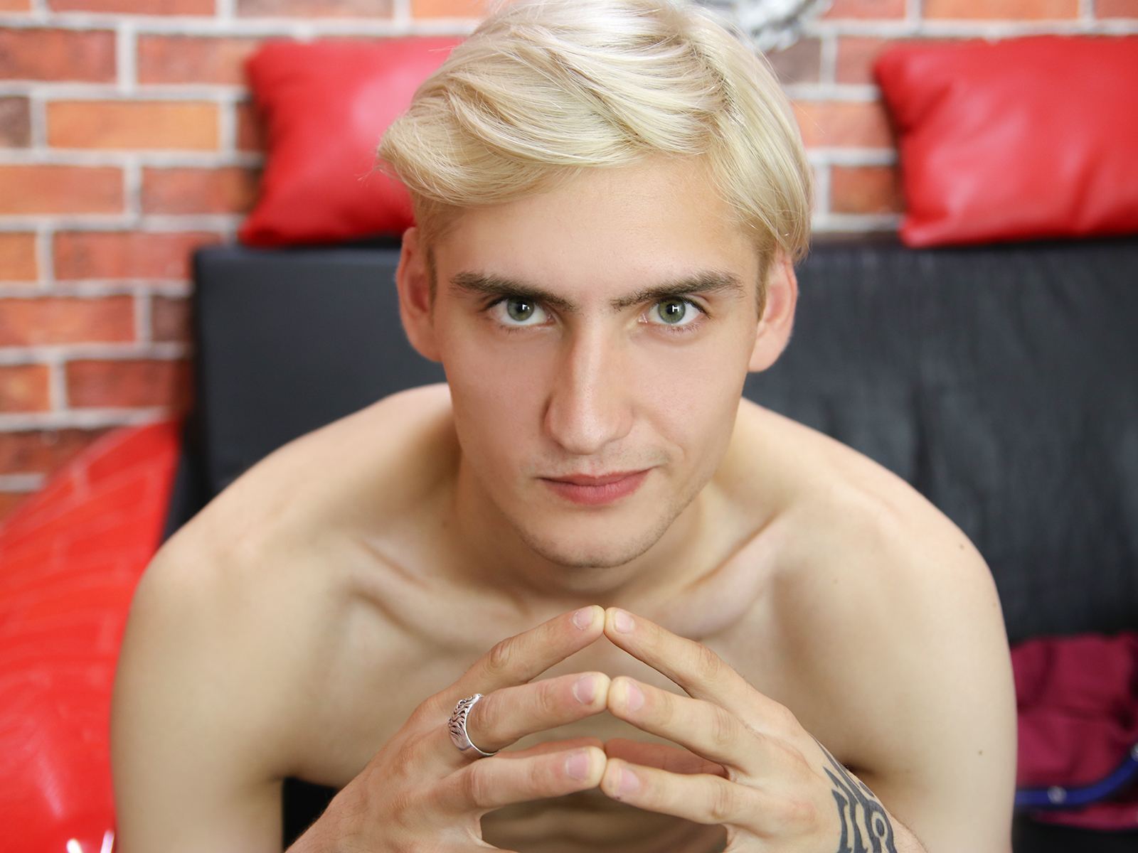 BradHust profielfoto van cam model 