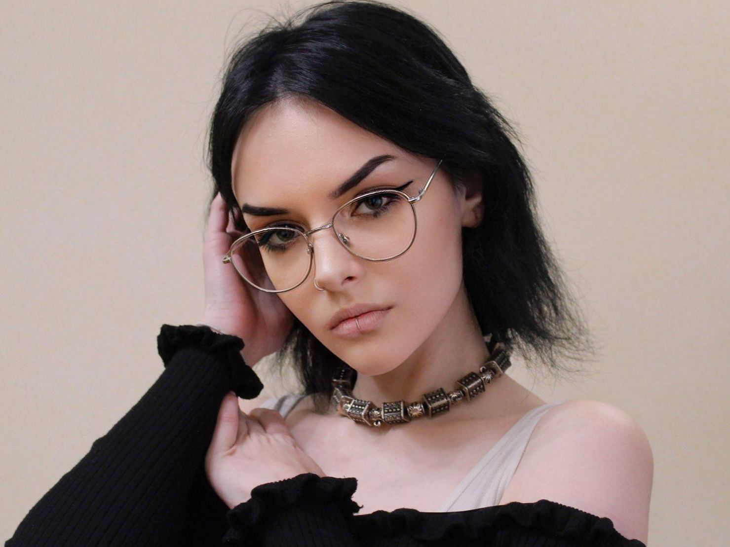 Ella_Stone profielfoto van cam model 
