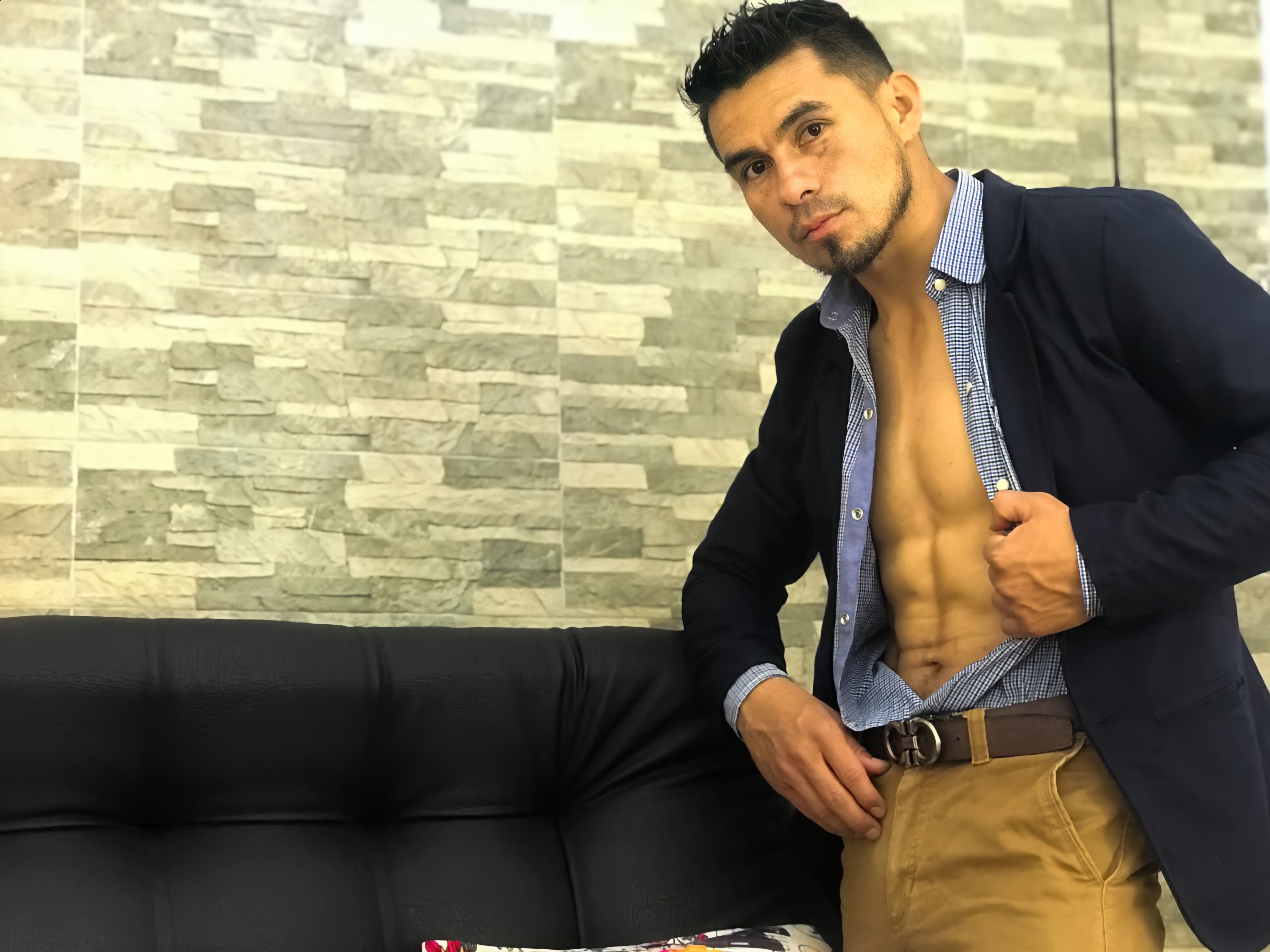 KevinMedina profielfoto van cam model 