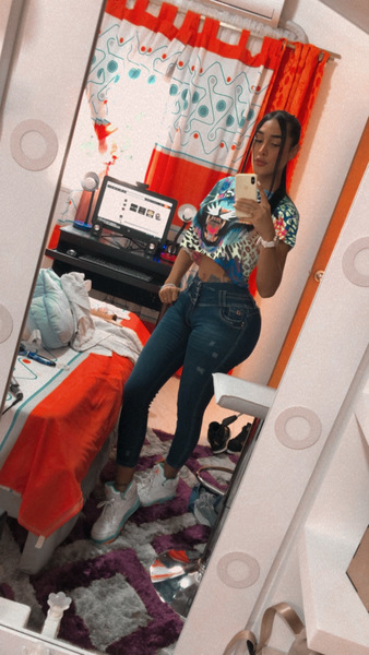 Interprète Girlts_XXX Photo 3