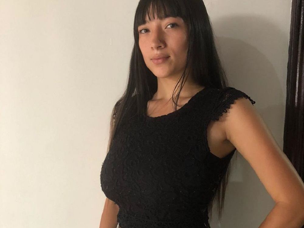 Kaaorii immagine del profilo del modello di cam