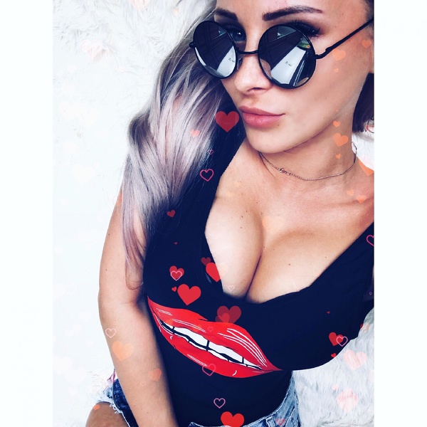 Artista LeelooFay Foto 5