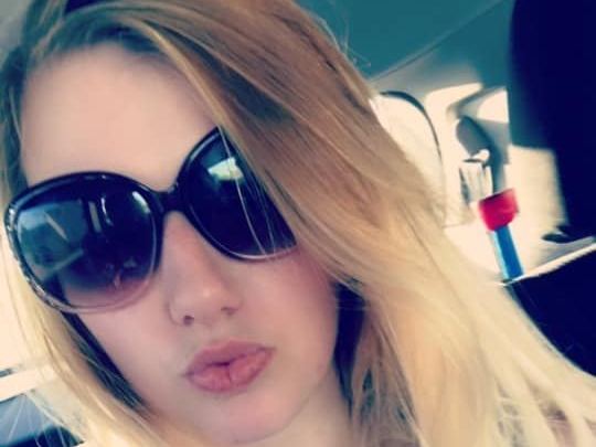 Chloenicole99 Profilbild des Cam-Modells 