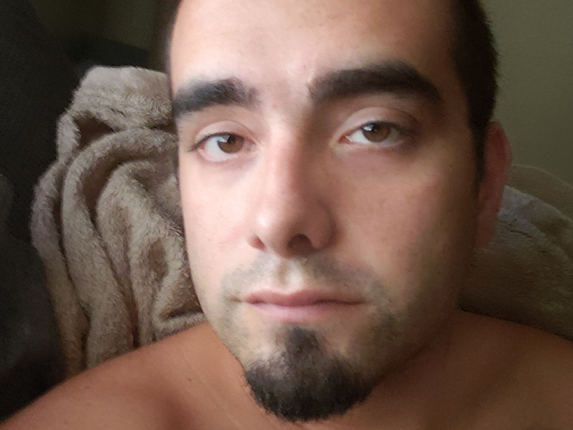 Image de profil du modèle de webcam Hungsoldier