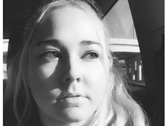 NavinaLunar profilbild på webbkameramodell 