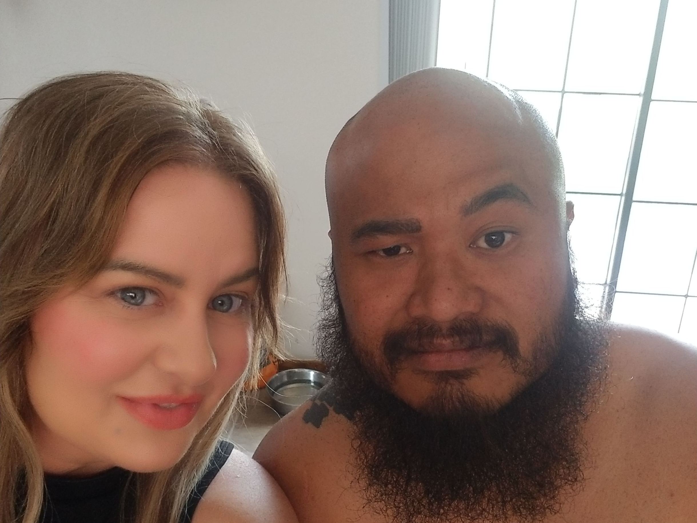 RoxanneAndRandall profilbild på webbkameramodell 