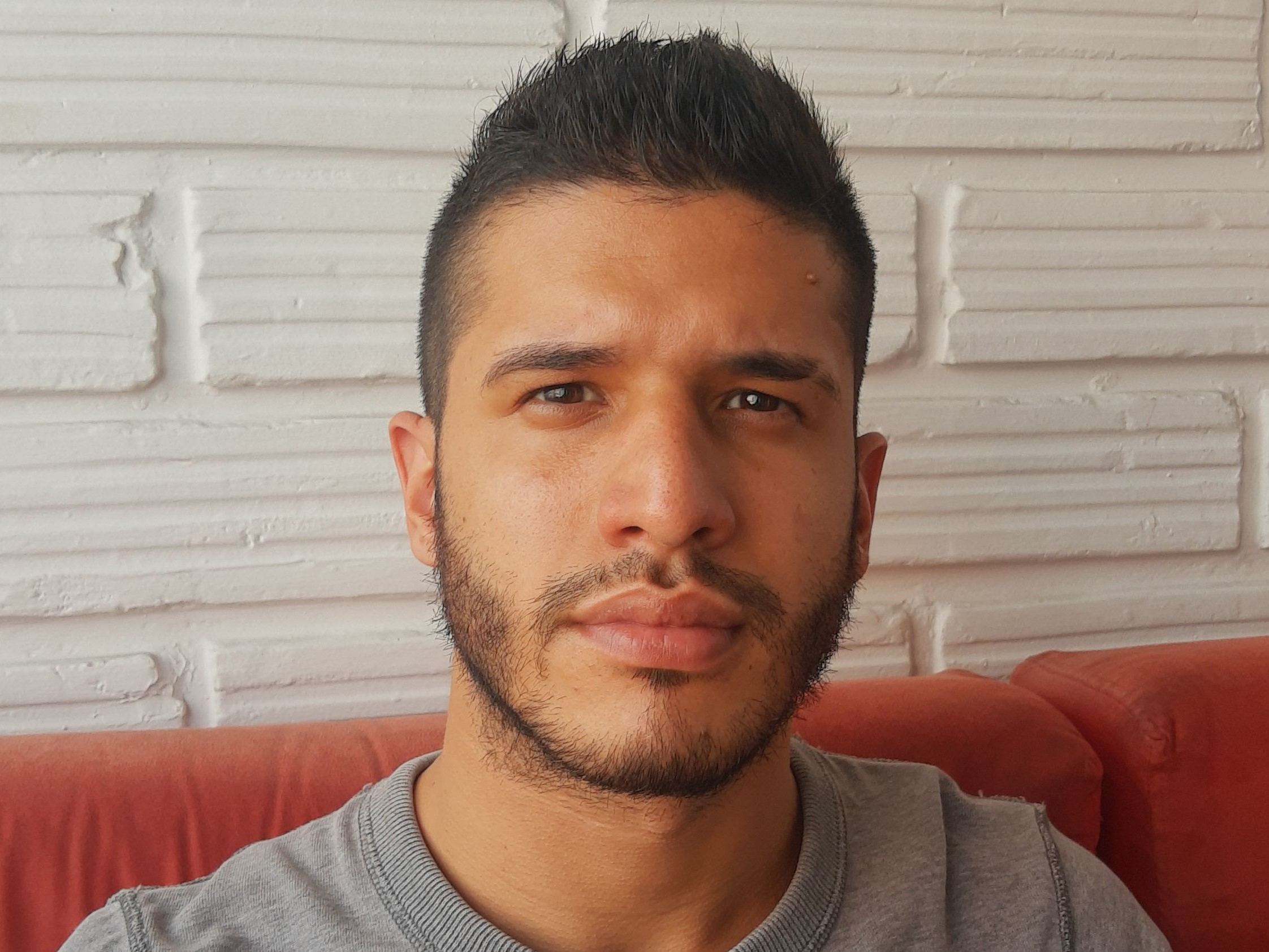 Image de profil du modèle de webcam DOCTOR_ROMERO