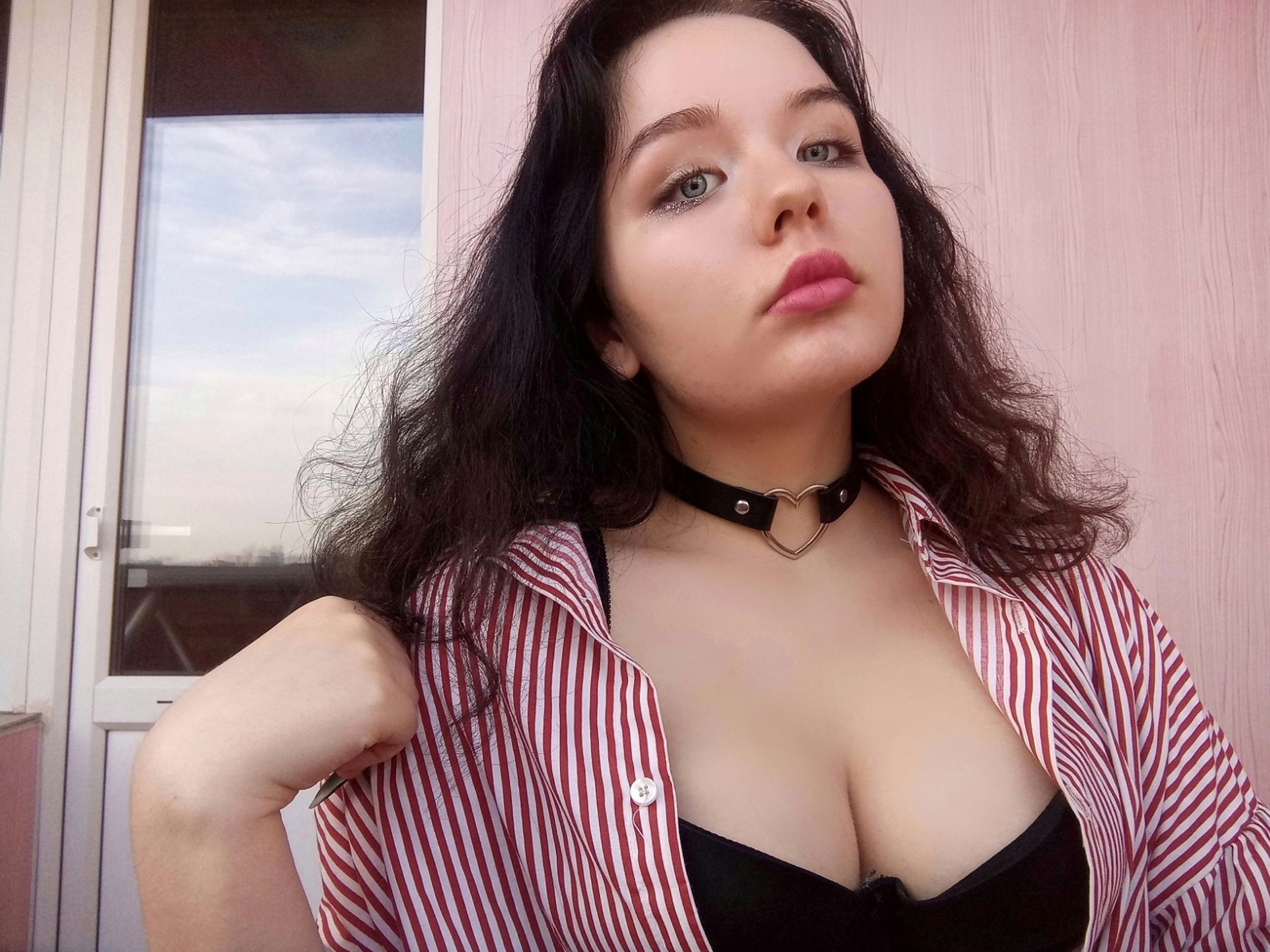 Foto de perfil de modelo de webcam de AzuriBanks 