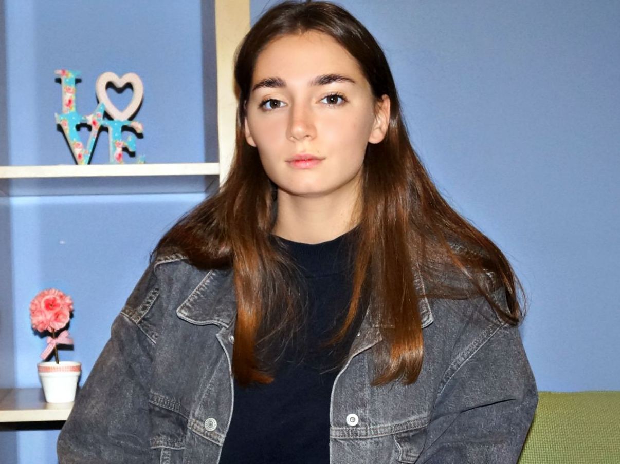 AriaMayson profilbild på webbkameramodell 