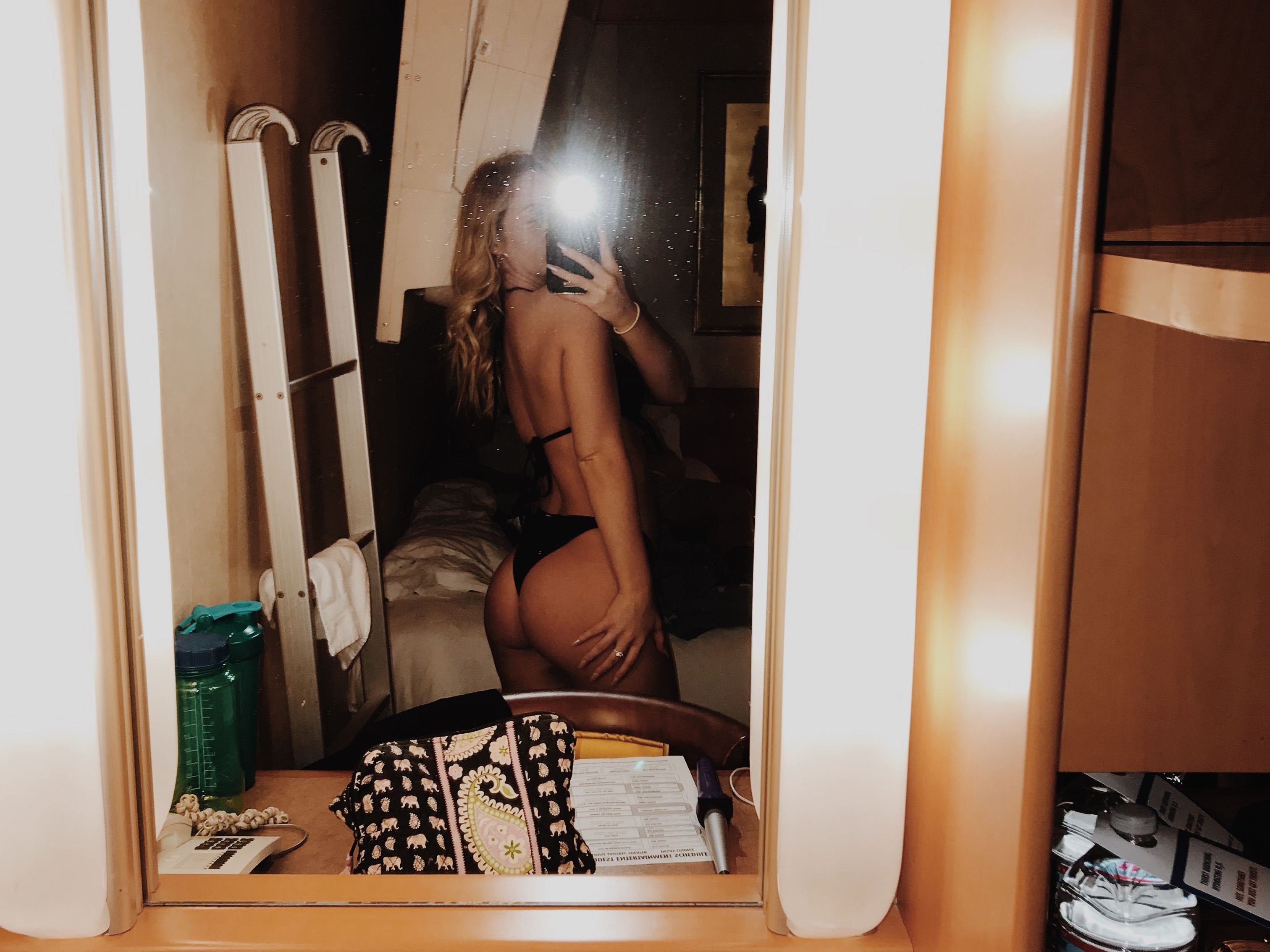 Savvyjaneeee profilbild på webbkameramodell 