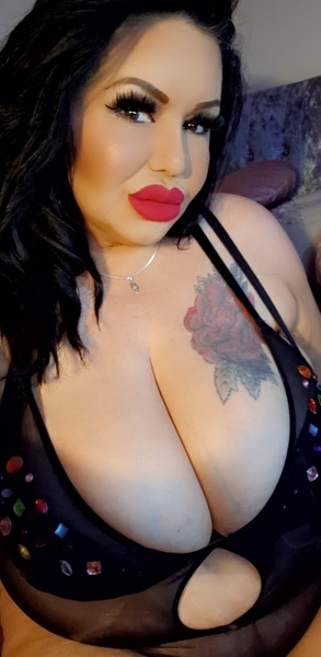 Artist MiaTheMilf Foto 3