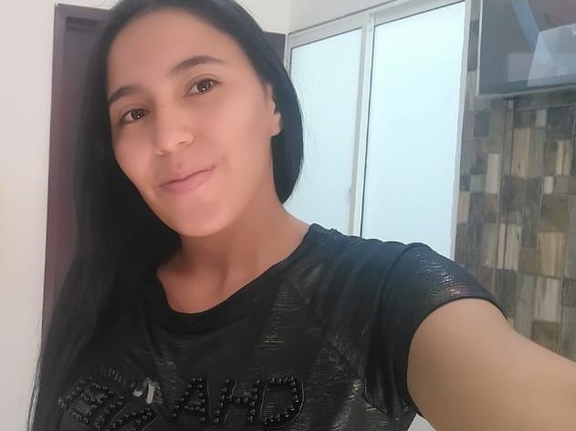 Imagen de perfil de modelo de cámara web de Dulce_Selena
