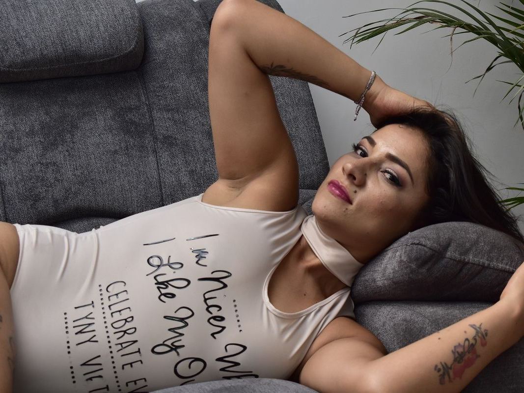 ZafyraBustamante profilbild på webbkameramodell 