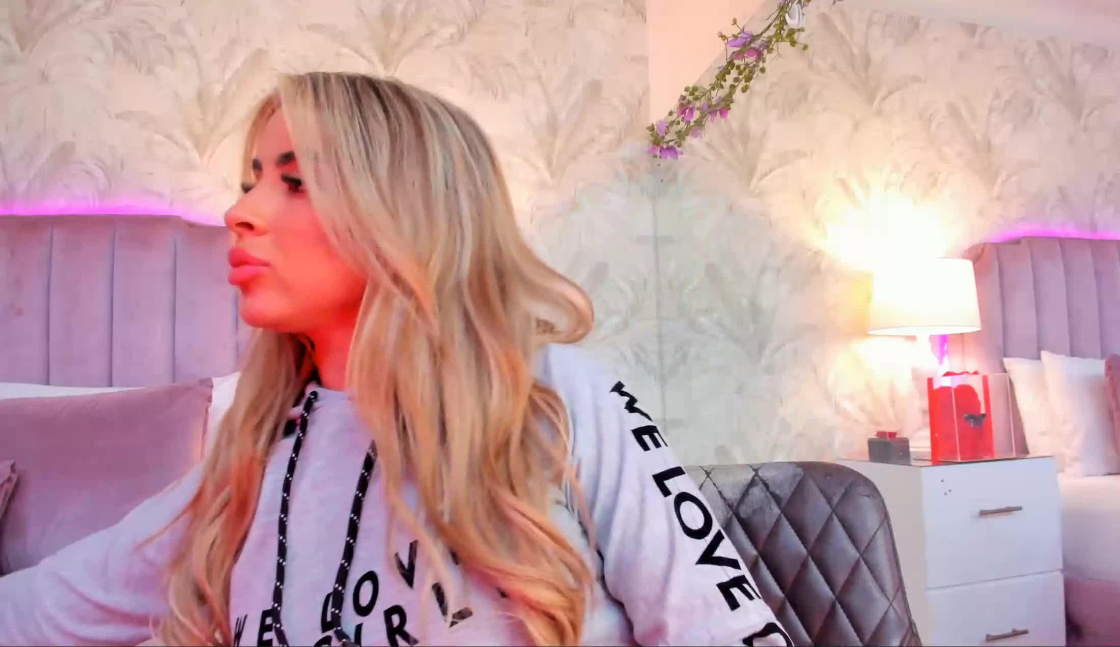 Artiest AmbarSimson Video 2