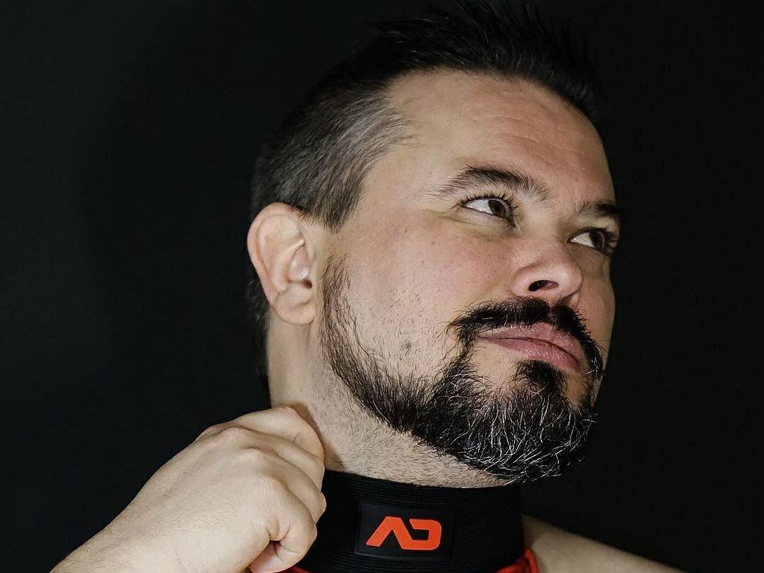 justthisfan cam model profile picture 