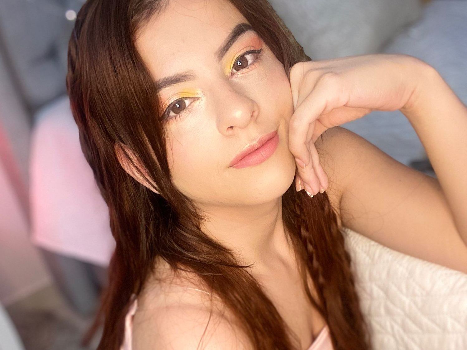 Andrea_loove Profilbild des Cam-Modells 