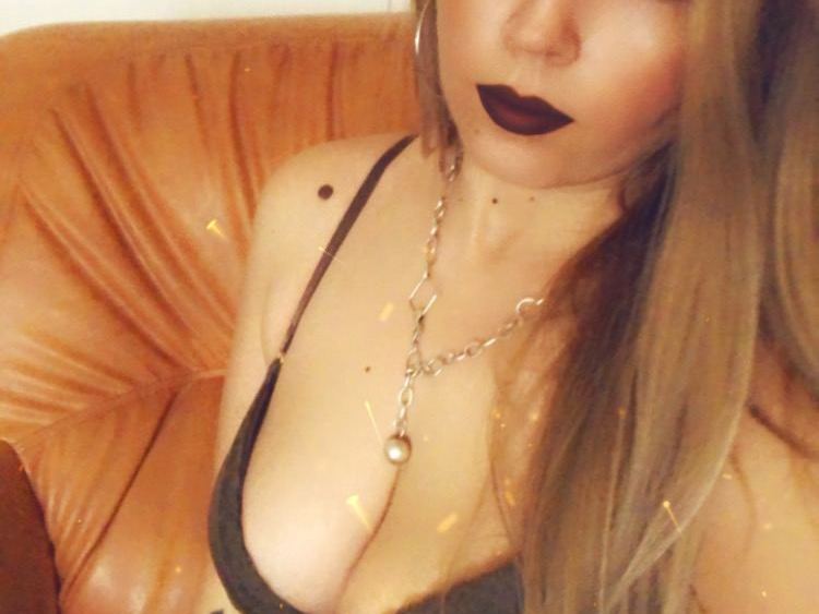 Naughty30 cam model profile picture 