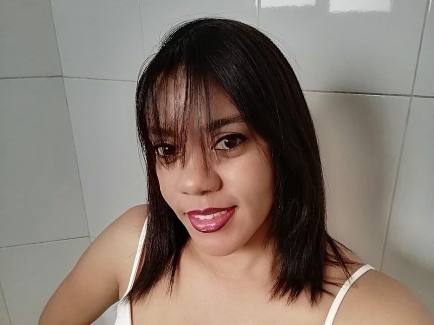 Imagen de perfil de modelo de cámara web de KAARLAHOT