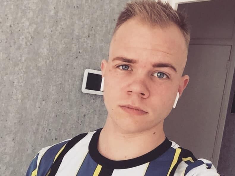 Dutchboy1994 profilbild på webbkameramodell 