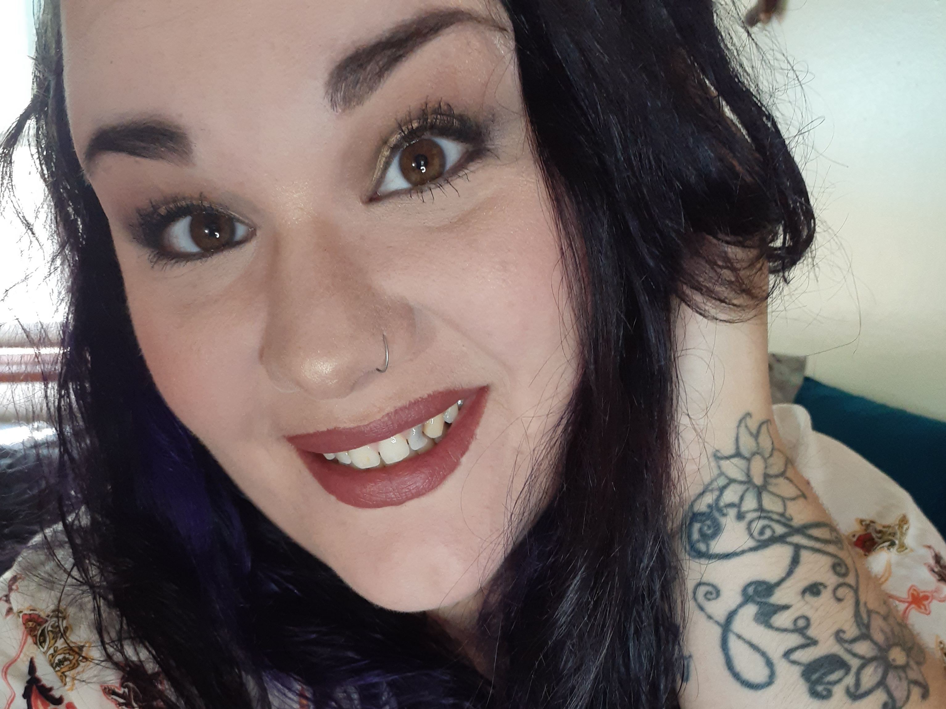 Sinfullydesired cam model profile picture 