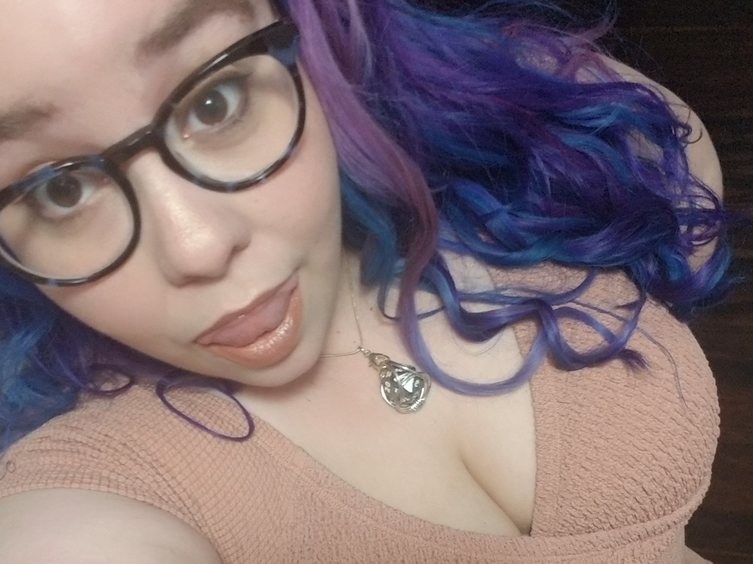 TigerlilyTorrezXO profilbild på webbkameramodell 