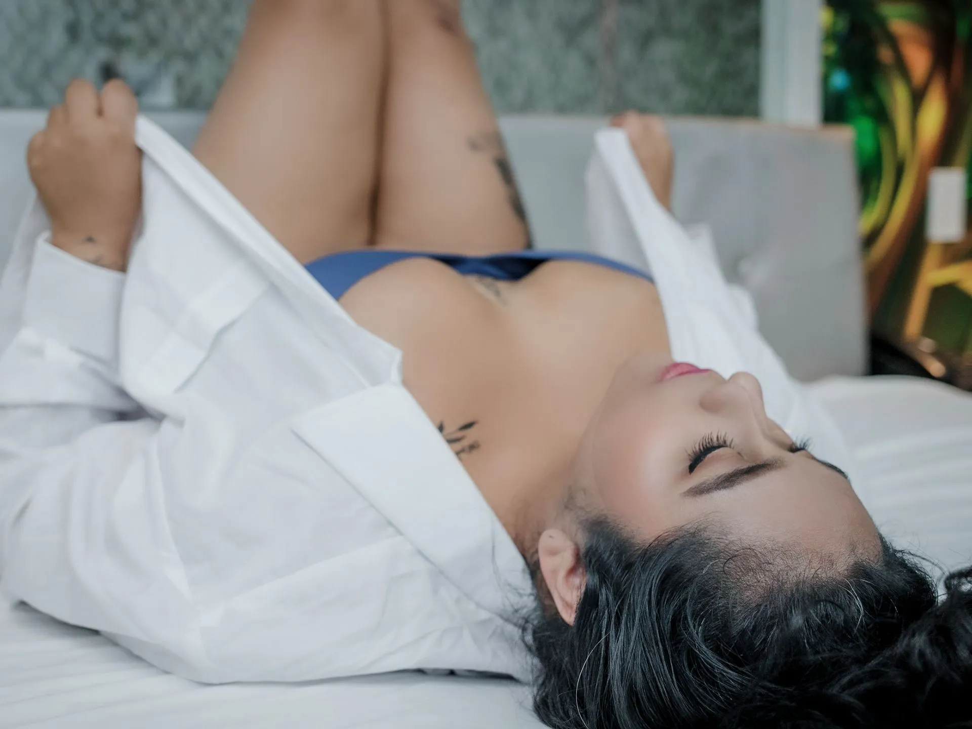 Imagen de perfil de modelo de cámara web de Vikyleee