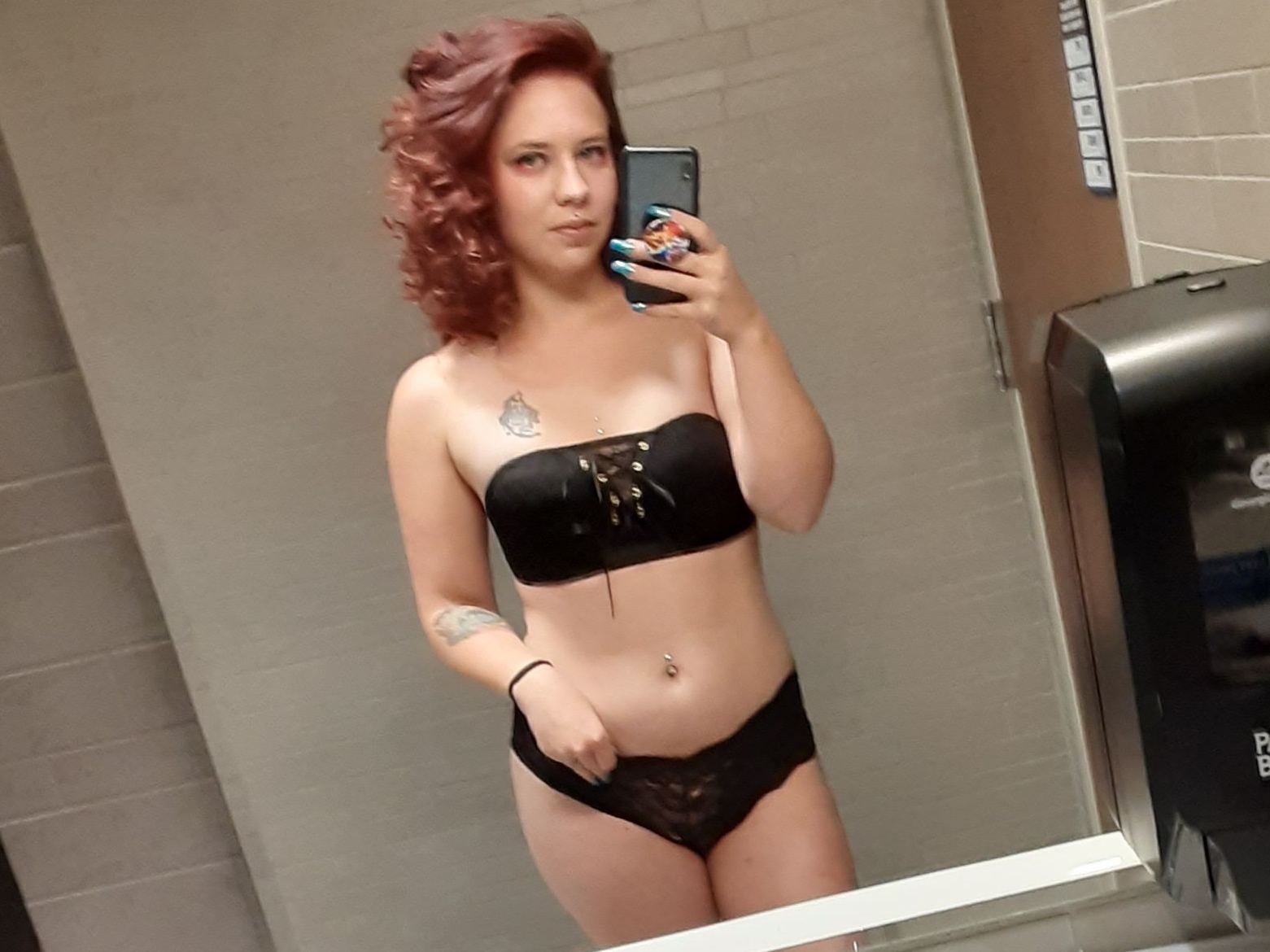 Blueeyedevil21 cam model profile picture 