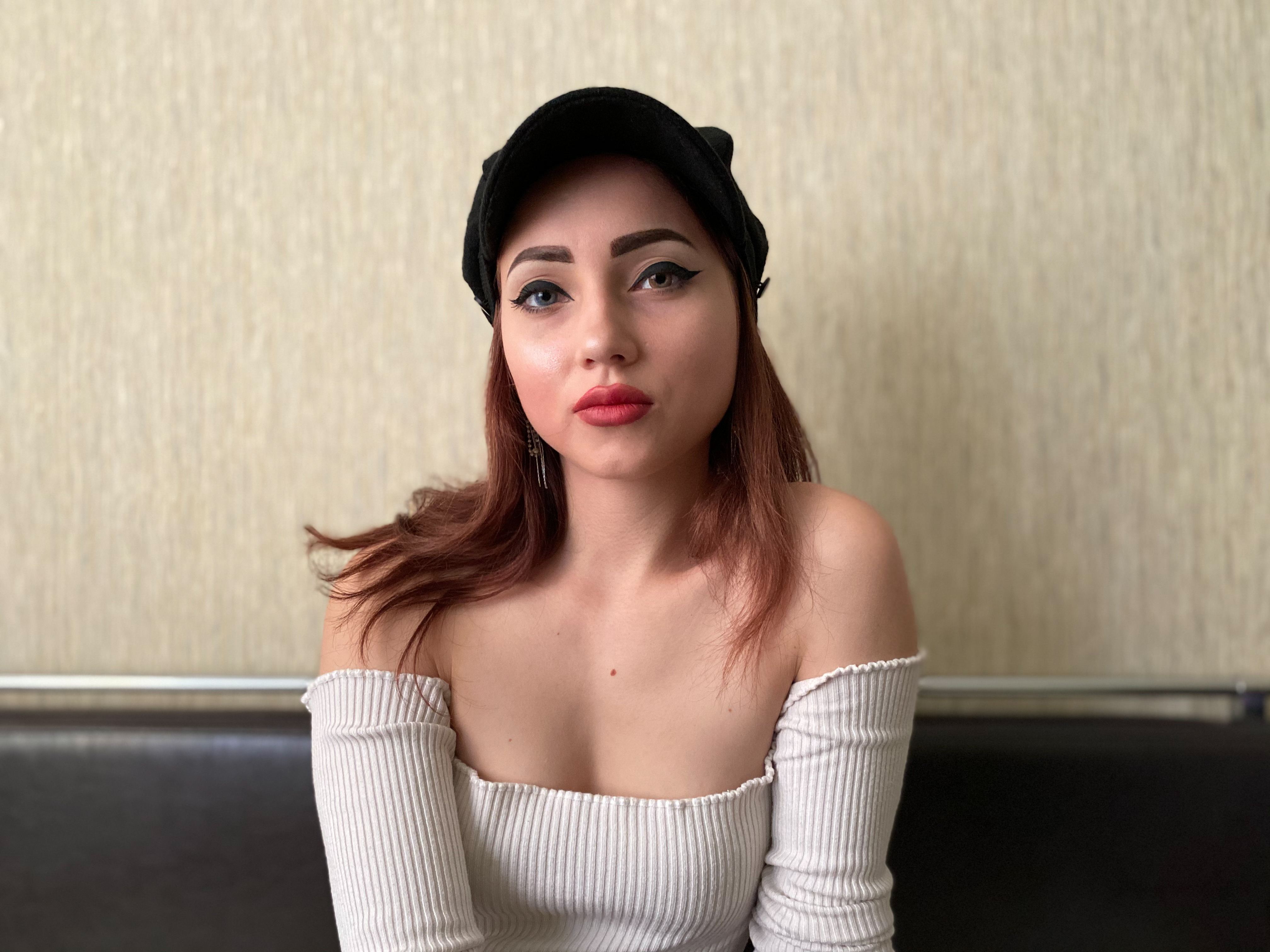 DioraGren profielfoto van cam model 