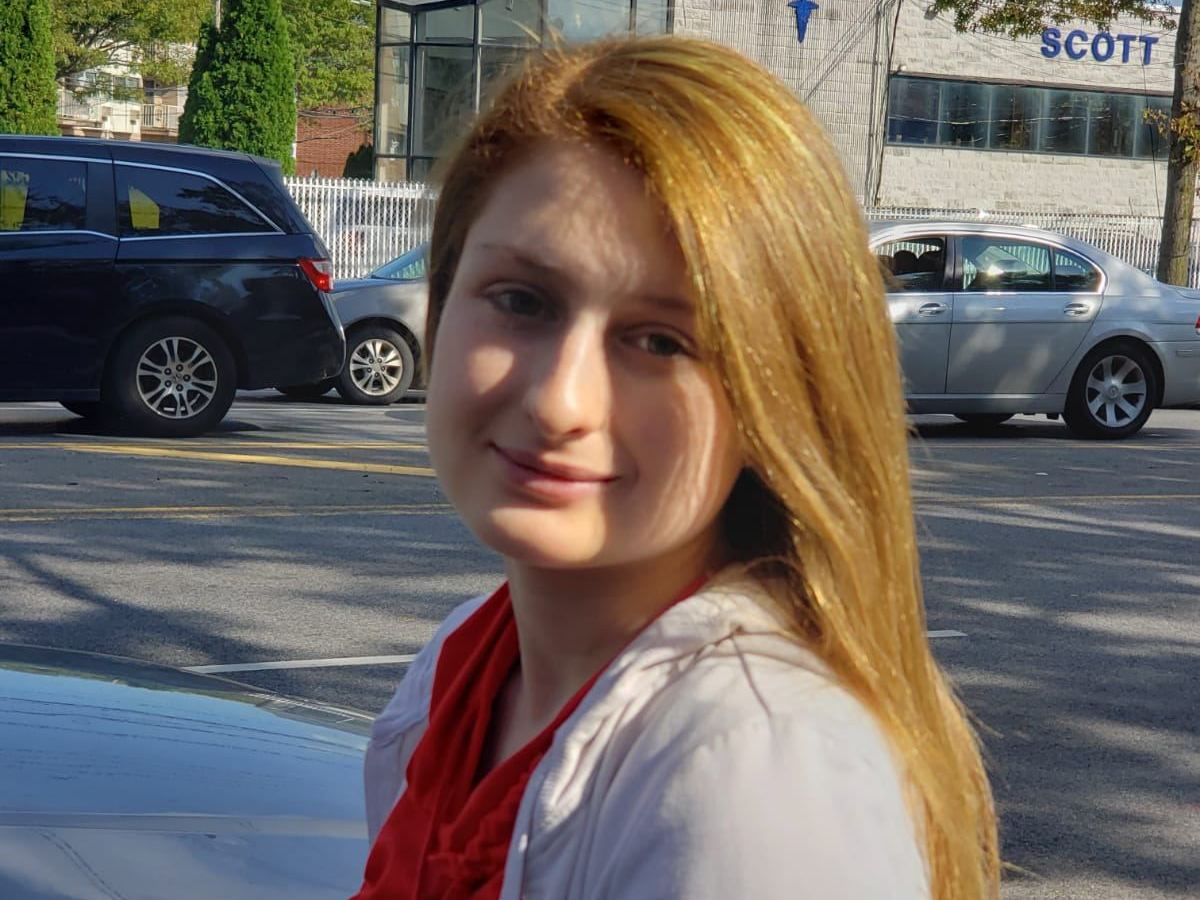 SaraTomsky profielfoto van cam model 